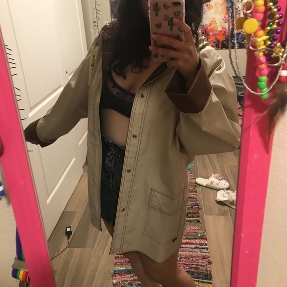 Vintage Raincoat - Picture 3 of 4